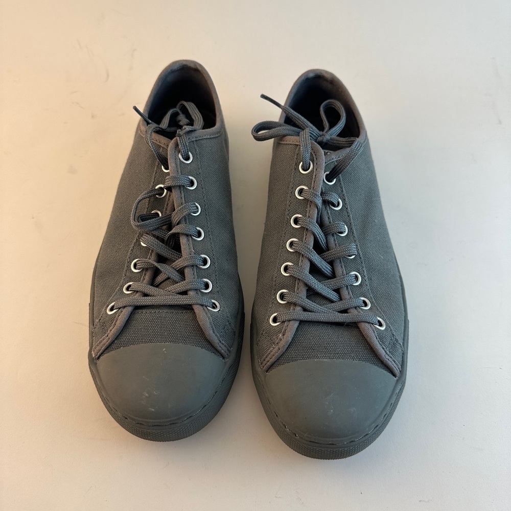 Nothing New Grey Low Top Sneakers 7W